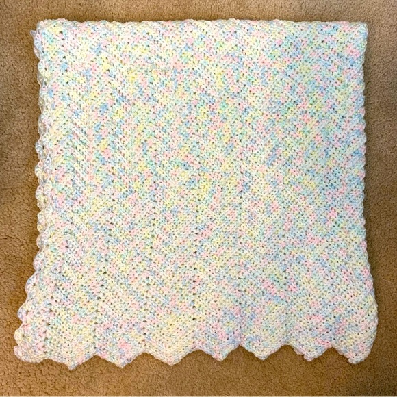 Baby Blanket Handmade Crochet Pastels Gender Neutral 40 x 40 - Picture 1 of 7
